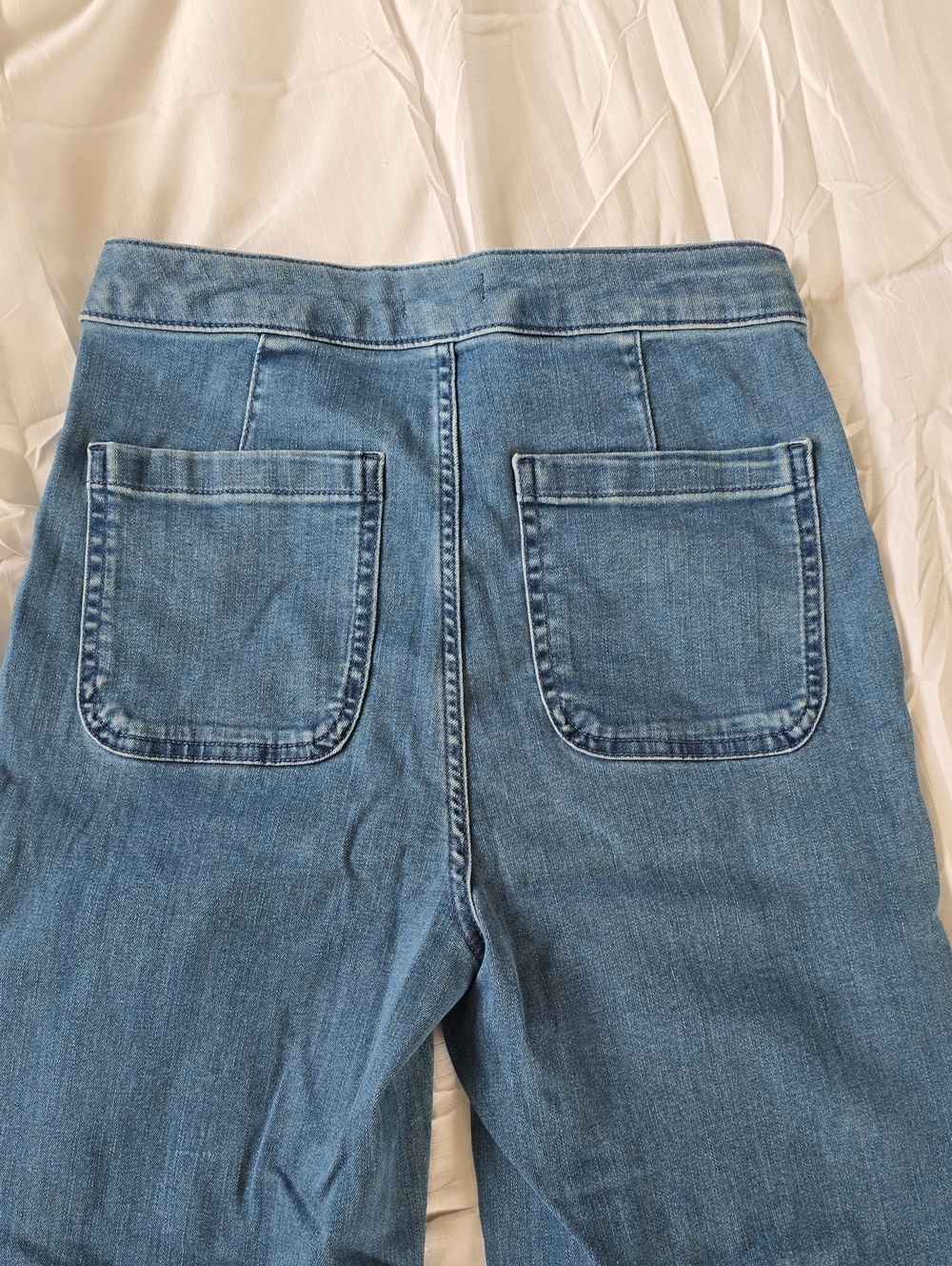Cropped Lauren Conrad Size 4 High-Rise Blue Women’s Button-Accent Jeans - Picture 5 of 5